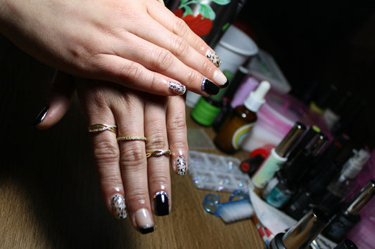 Transform Your Look with Press-On Design Nails - ZOEWHO?