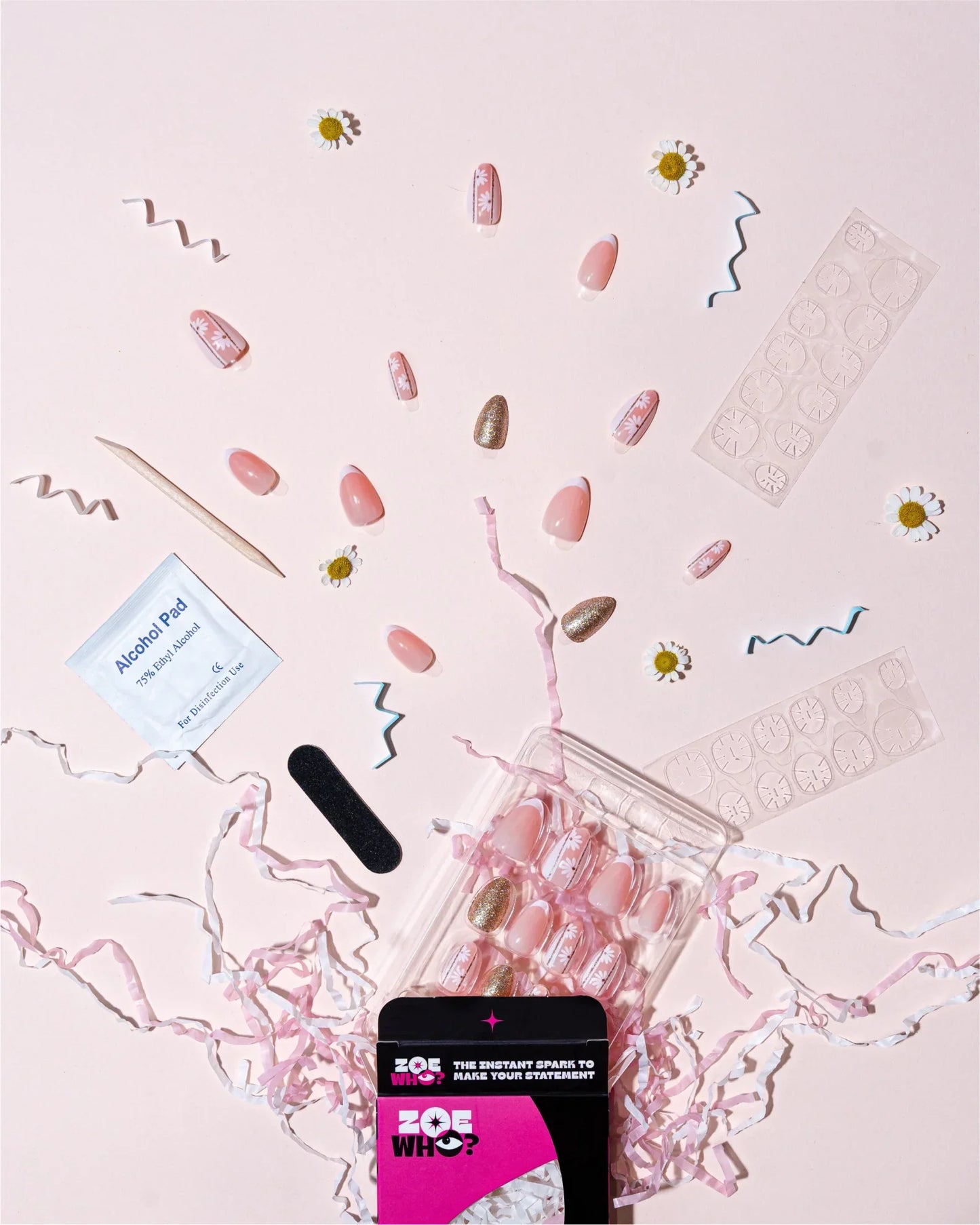 Be Kind – Golden Floral Press-On Nails - ZOEWHO?
