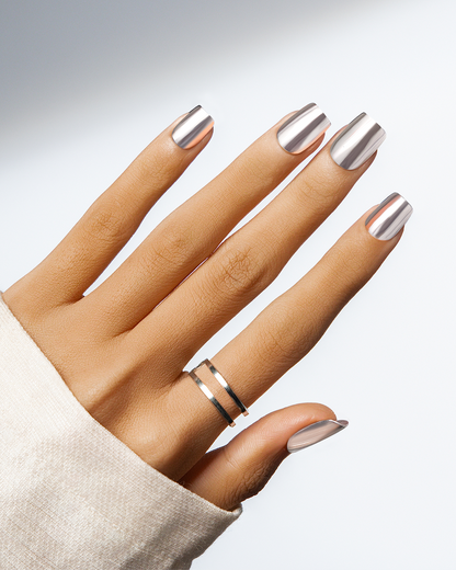Silver Dimension – Metallic Chrome Press-On Nails