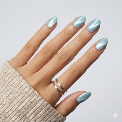 Soft Glow | 4-Piece Chrome Press-On Nail Bundle